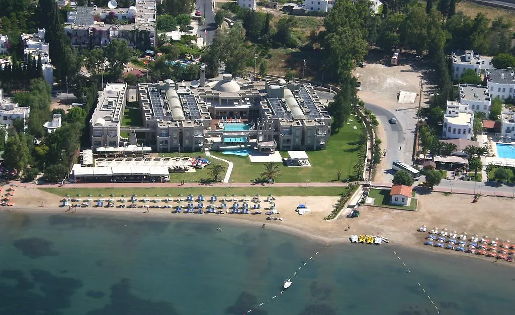 Ambrosia Hotel Beach & Spa Bitez 5*,